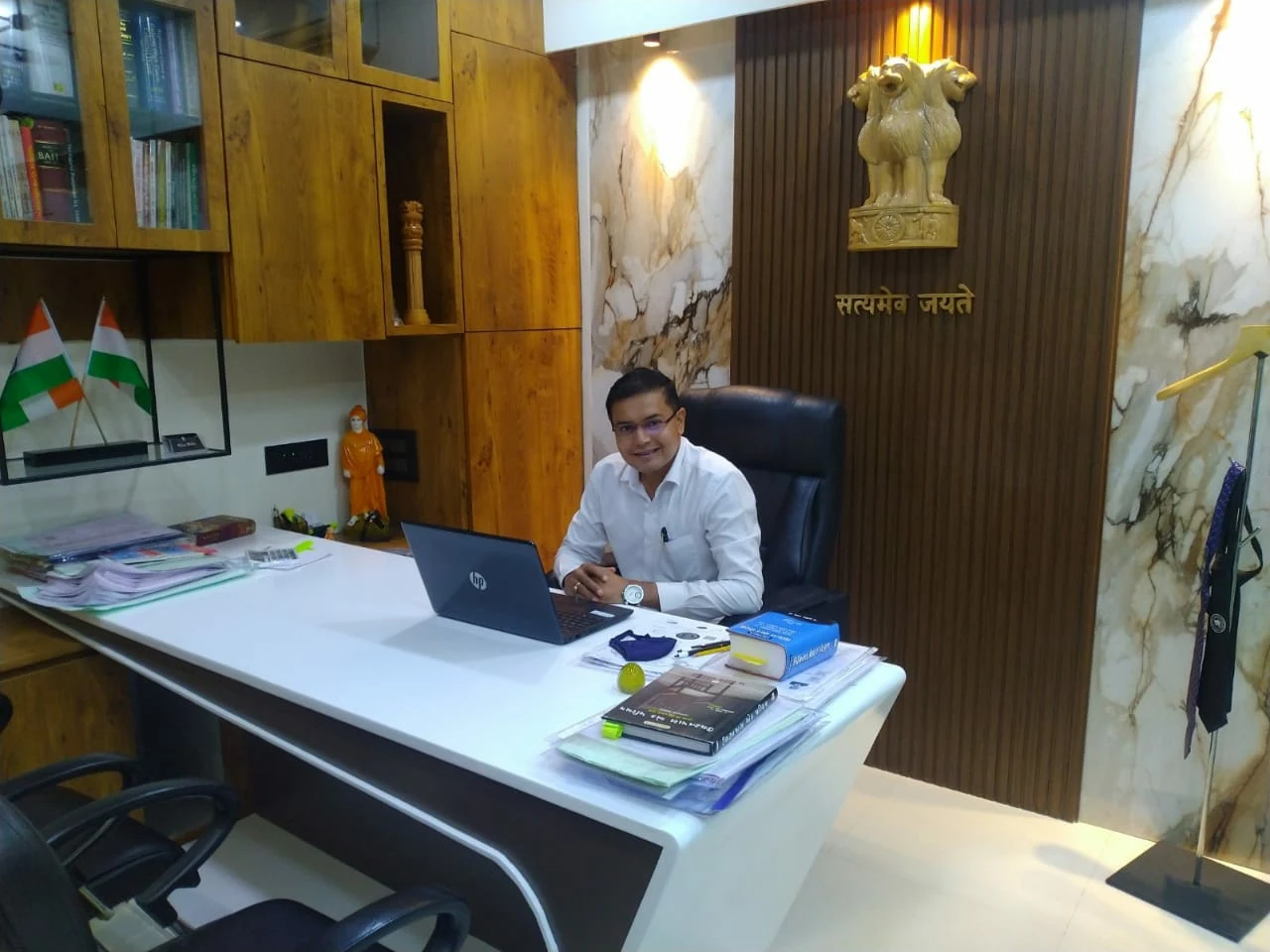 Ritesh Mehta & Associates Law Firm background image