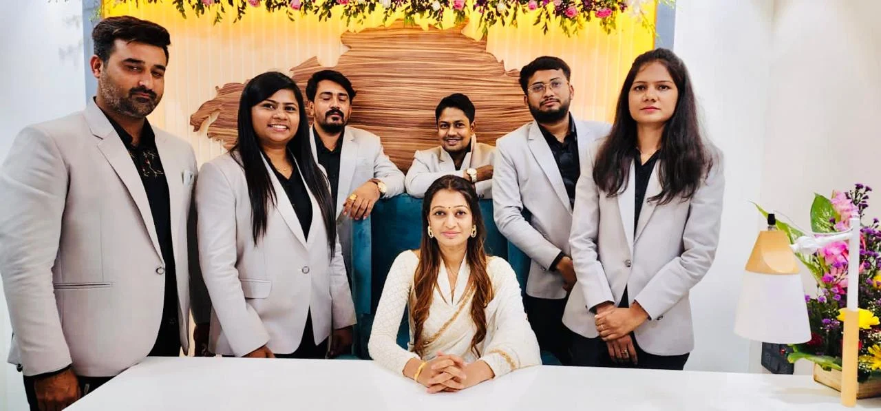 Advocate Sonal Sharma Law Firm background image