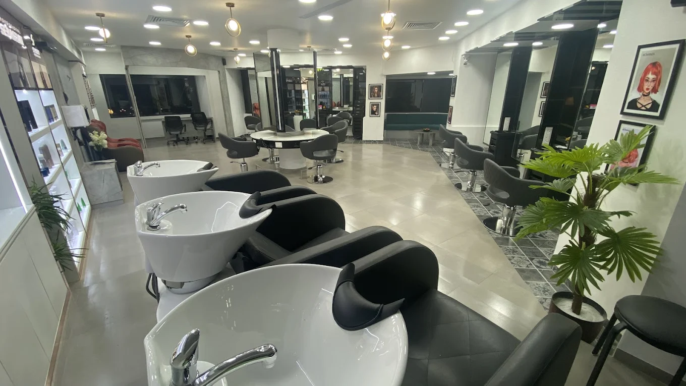 Bonanza Ladies Salon Parle Point  Salon image