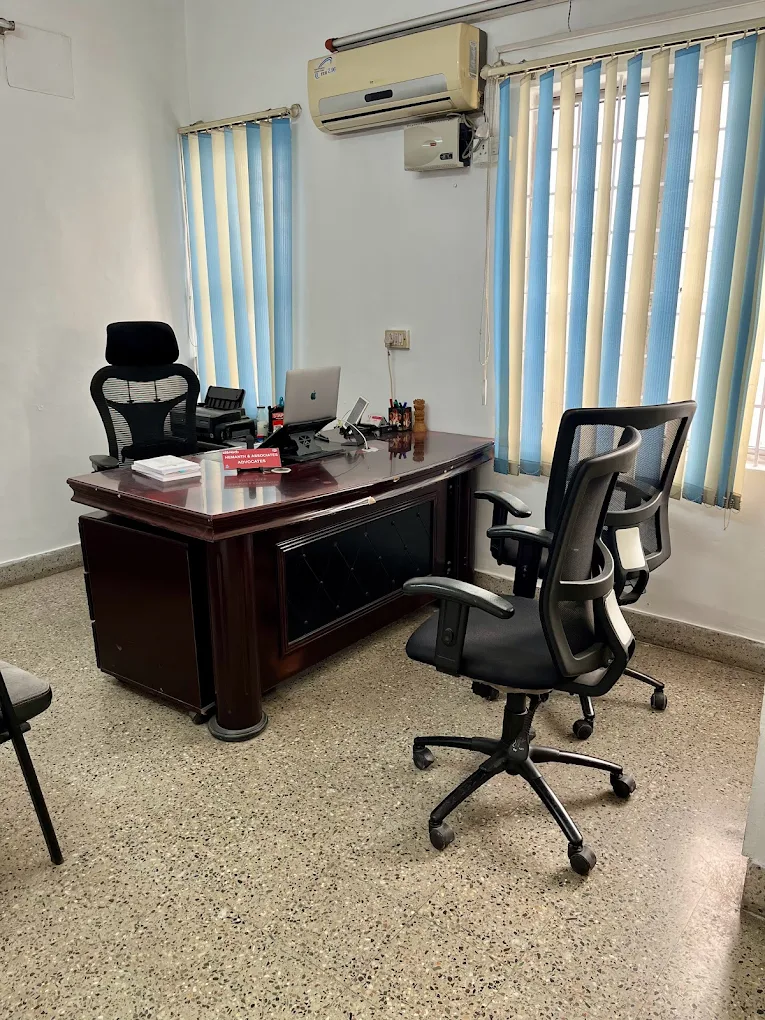 Hemanth & Associates Law Firm background image