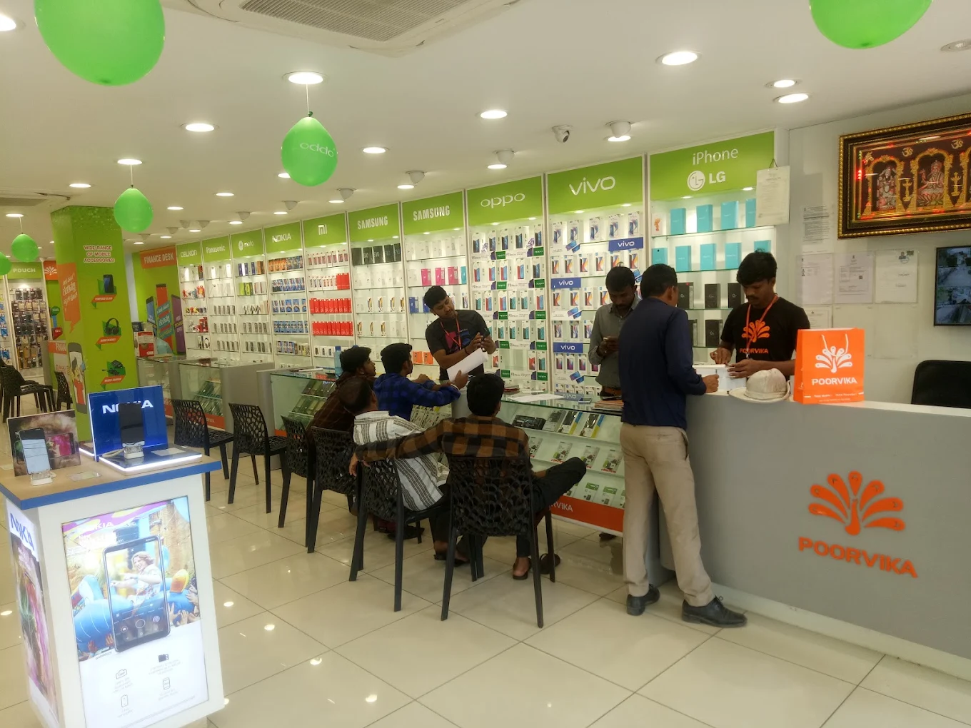 Latest Laptops, Premium Gadgets and Mobiles Shop image