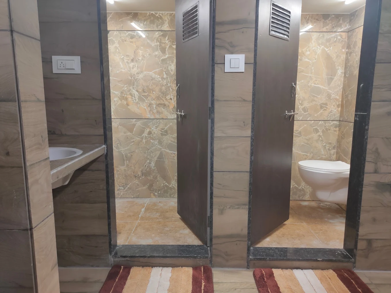  AMAN DORMITORY & GUEST HOUSE