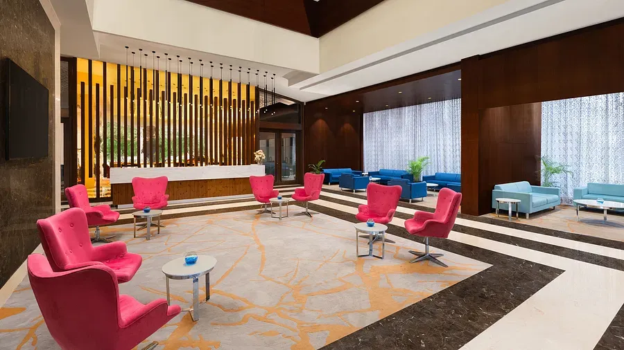  Essentia Luxury