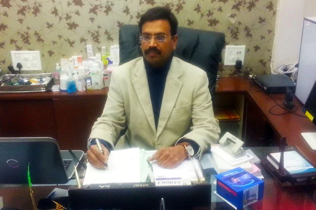 Dr Sunil Agrawal Logo