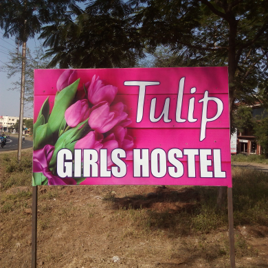 Tulip Girls logo