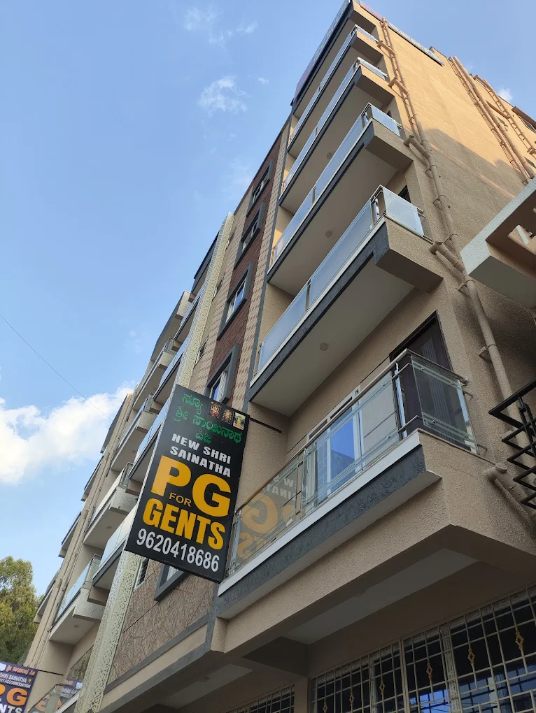 Shri Sainatha Gents PG & logo